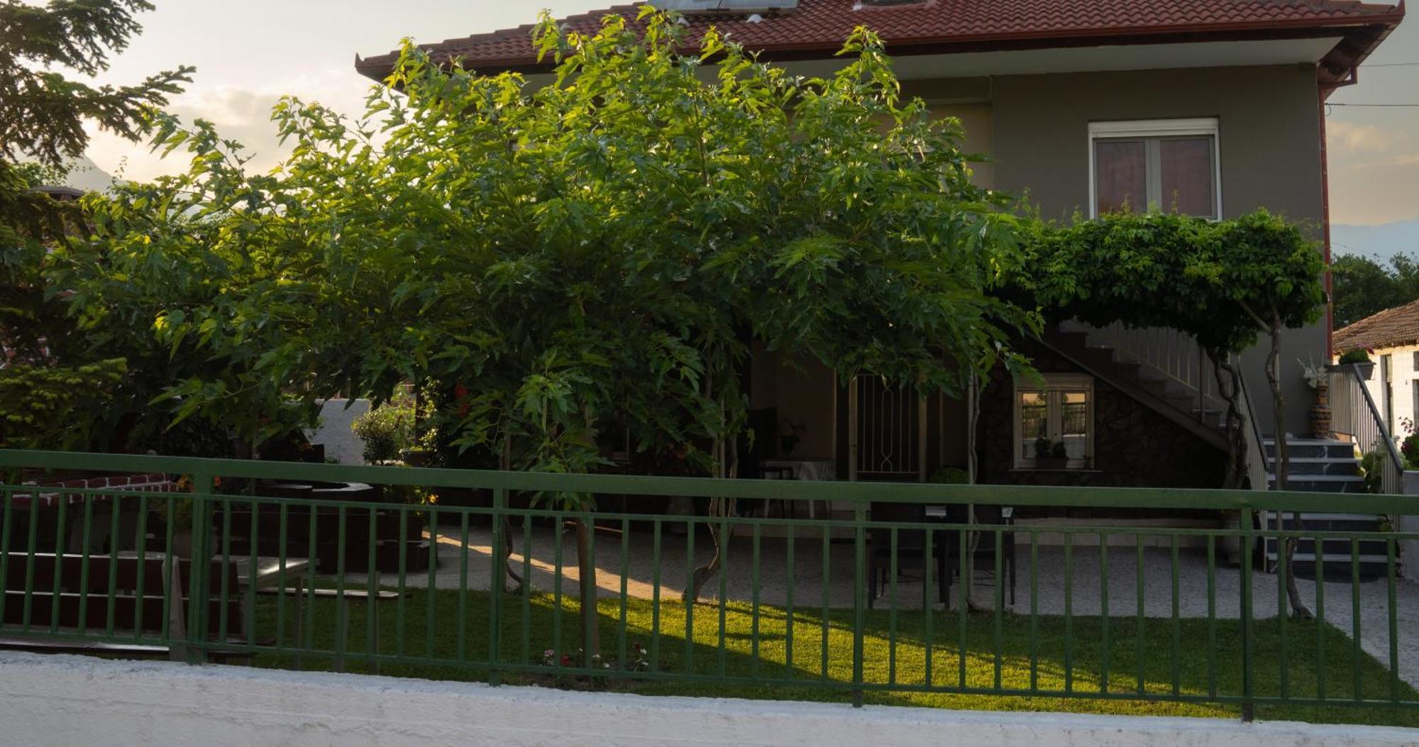Xrysa's House *